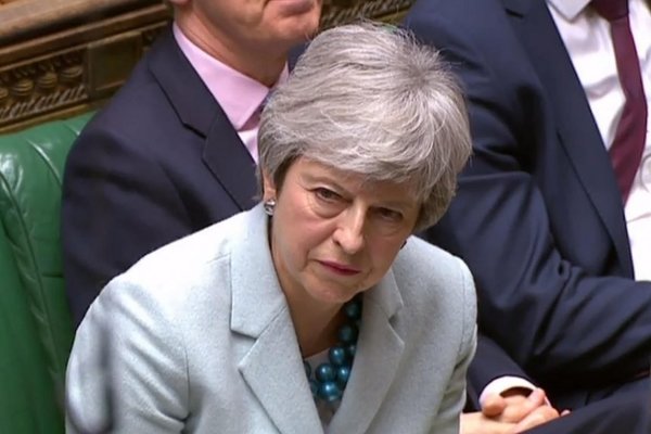May admite que no tiene suficientes votos para aprobar su acuerdo de “brexit” | Paraguay en Noticias