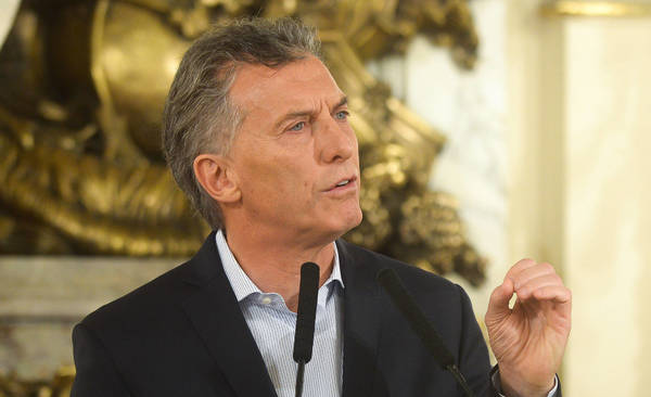 Macri pide suspender elecciones de diputados para el Parlasur