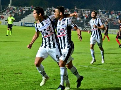 100 partidos en Primera - Deportes - ABC Color