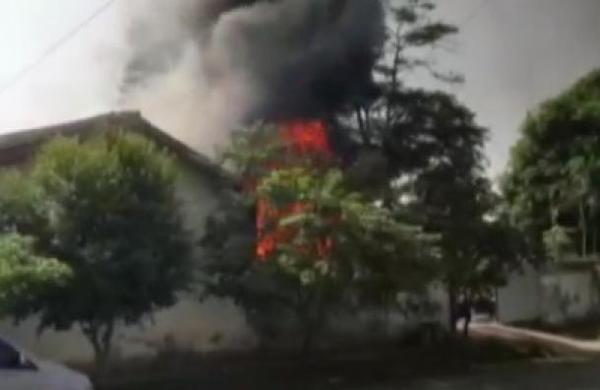 Incendio en una residencia en Villa Morra - C9N