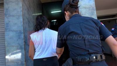 MUJER TERMINÓ DETENIDA TRAS SER DENUNCIADA POR GARROTEAR A SU PAREJA
