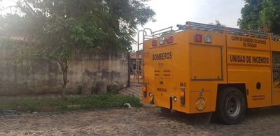 Controlan incendio en barrio San Cristóbal de Asunción