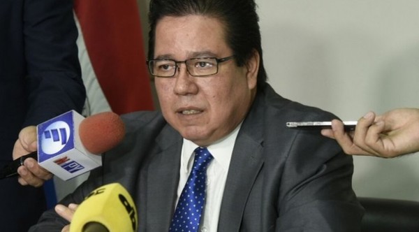 Abogado del Contralor dice que refutará acusaciones que hay contra su cliente » Ñanduti