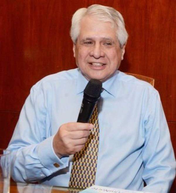 Plagiar ya es como una cultura en el Paraguay, es algo completamente grotesco - 730am - ABC Color