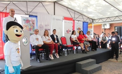 HOY / Epidemia de embarazos entre  adolescentes: hablar con ellos,  clave, dejarlo a internet lo peor