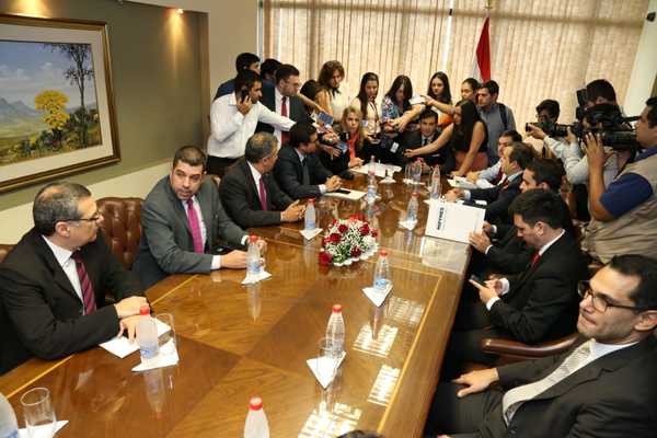 Presentan proyectos de leyes para impulsar competitividad del país - ADN Paraguayo