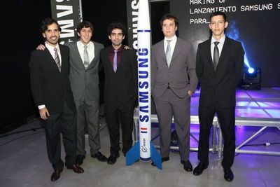 Celebran llegada del Galaxy S10