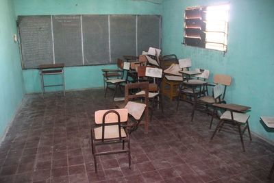En 2 instituciones de J. A. Saldívar faltan 4 docentes