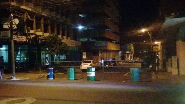 Calles céntricas bloqueadas | Paraguay en Noticias