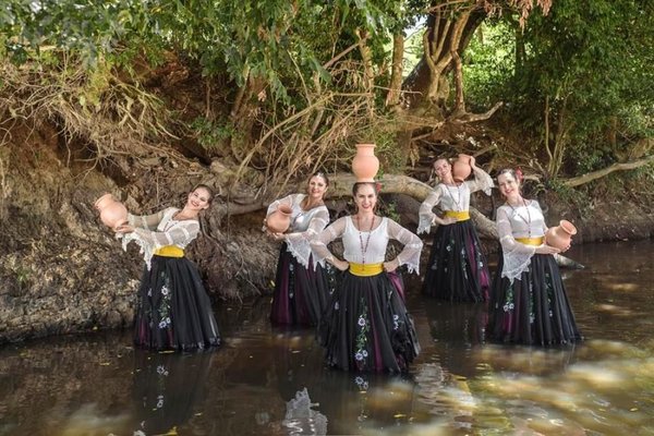 Espectáculo de danzas en el Municipal - Espectaculos - ABC Color