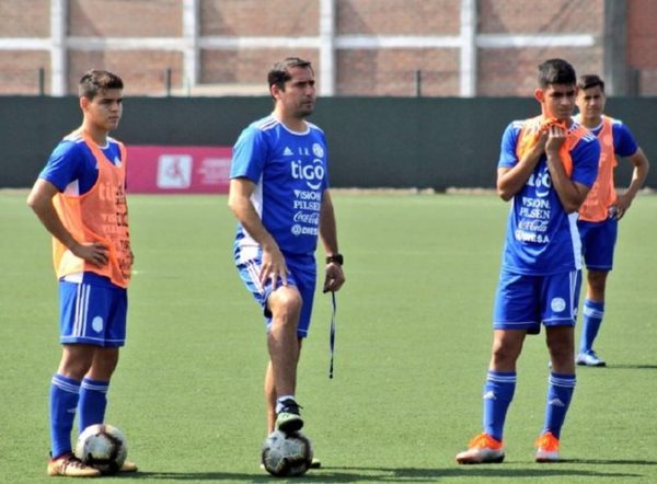 Paraguay mide a Argentina para seguir con chances en el sudamericano su 17 | .::Agencia IP::.
