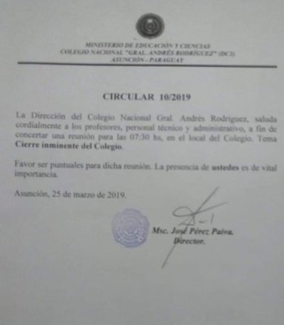 Roncha por malentendido sobre cierre de colegio | Paraguay en Noticias