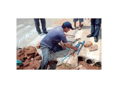 Clientes clandestinos y morosos sofocan a Essap