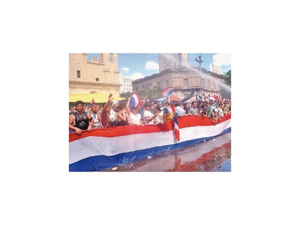 Realizan acto de recordación del Marzo Paraguayo a 20 años de la tragedia
