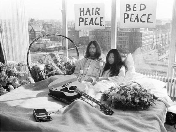 Recuerdan manifestación que hicieron John Lennon y Yoko Ono