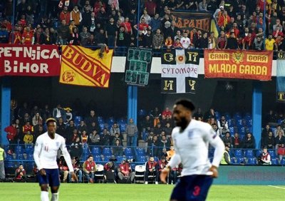 UEFA abre proceso por gritos racistas - Deportes - ABC Color