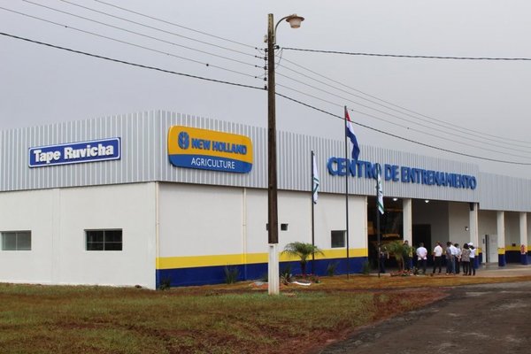 Inauguración del Centro de entrenamiento New Holland - Empresariales - ABC Color