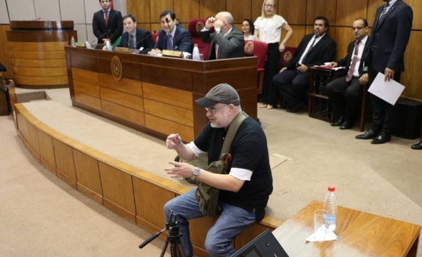 HOY / Payo quiere ser presidente del Congreso: propone sanciones de G. 10 millones por ausencias