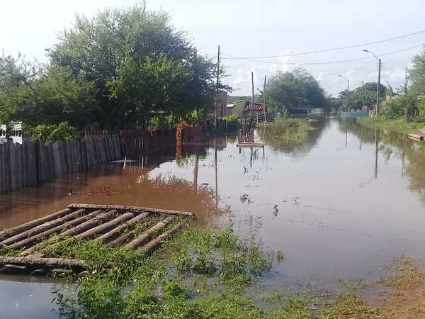 Familias afectadas por creciente en Concepción, ya habrían superado número de 700 | Radio Regional 660 AM