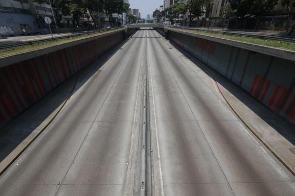 Desolación en Venezuela, paralizada por un nuevo apagón masivo | Paraguay en Noticias