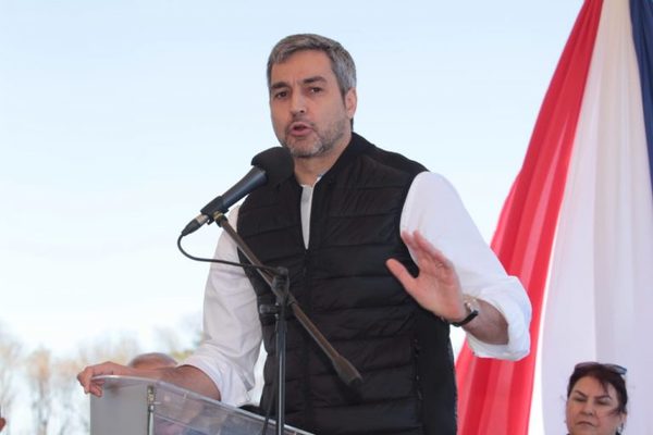 Mandatario destaca “allanamiento histórico” contra el narcotráfico en Ciudad del Este | Paraguay en Noticias