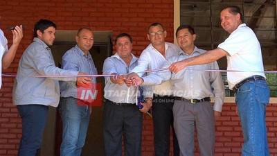 INAUGURAN COCINA COMEDOR EN ESC. CABO LISANDRO AMARILLA.