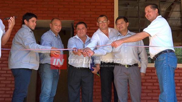 INAUGURAN COCINA COMEDOR EN ESC. CABO LISANDRO AMARILLA.