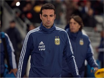 Scaloni y la difícil misión de armar la lista para la Copa América