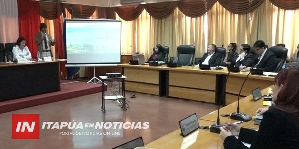 “FORO AMBIENTE Y ECO REGIÓN” SE REALIZÓ EN LA GOBERNACIÓN DE ITAPÚA.