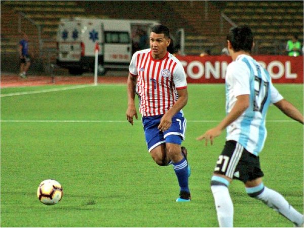Paraguay deja escapar la victoria ante Argentina