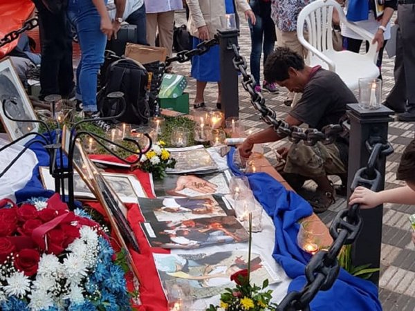 Memoria Viva recuerda el Marzo Paraguayo a 20 años de la tragedia | Paraguay en Noticias