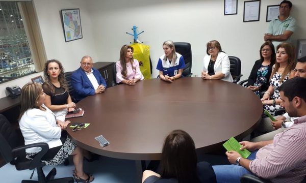 Comitiva de la municipalidad de Ciudad del Este visitó Zona Franca Global