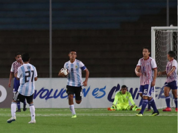 La Albirrojita Sub 17 no aguanta y cede empate contra Argentina