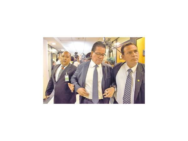 Los senadores alegaron falta de contundencia en las acusaciones