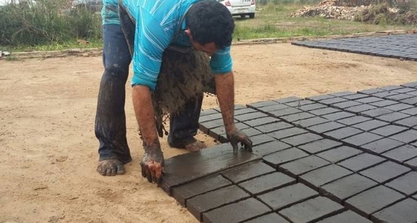 HOY / 'Ladrillazo' avanza hacia la capital: miles de puestos de trabajo, en jaque
