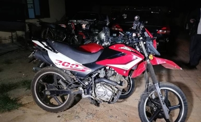HOY / Transeúntes detuvieron a motochorro que quiso asaltar a un joven