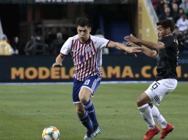 En pobre presentación la Albirroja cae ante México | .::Agencia IP::.
