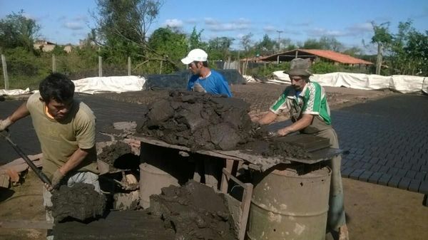Ceramistas en contra de materiales prefabricados se manifestarán frente al MUVH » Ñanduti