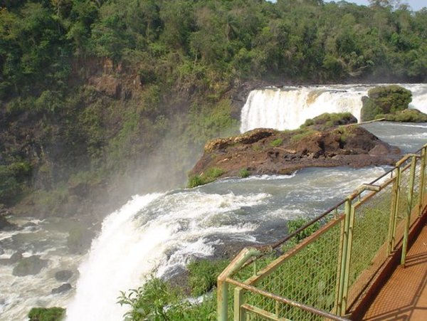Mediante convenio, buscan atraer a los turistas europeos desde Puerto Yguazú