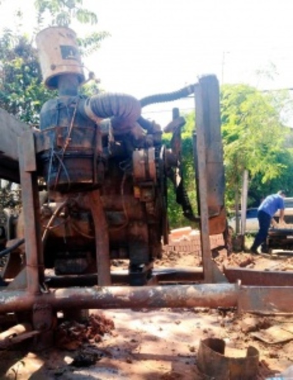Habilitan pozo para abastecer a cuatro barrios de San Lorenzo - ADN Paraguayo