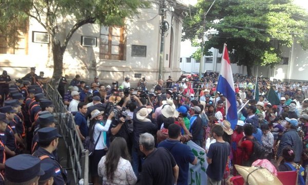 Ley del Marchódromo evita paralización del centro - Nacionales - ABC Color