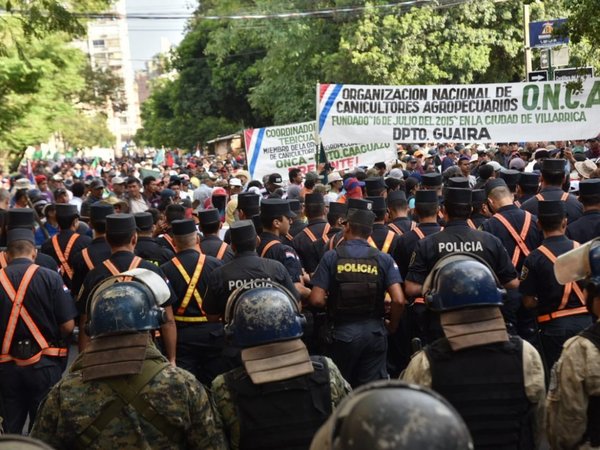 Paraguayo Cubas pedirá derogación de la ley del marchódromo