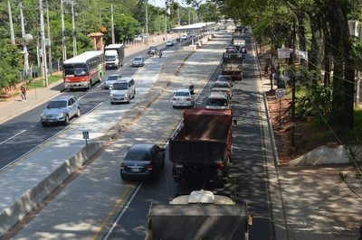 Ladrillazo: marcha al microcentro | Paraguay en Noticias 