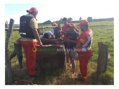 Buscaba tapytá en un pozo y murió ahogado