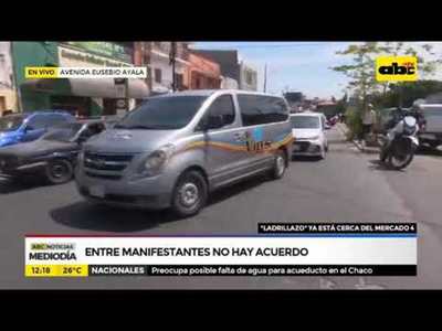 Tránsito complicado por ladrillazo - Tv - ABC Color