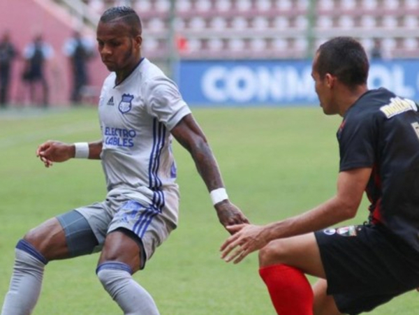 Cruzeiro y Lara juegan el partido que deben