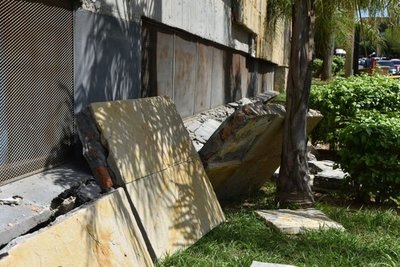 Edificio del PJ se cae a pedazos - Nacionales - ABC Color