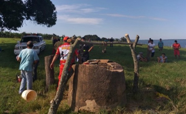 Muere ahogado al caer a un pozo