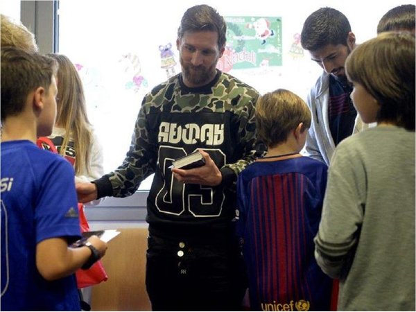Fundación Messi aporta 200.000 euros para investigación de tumor infantil