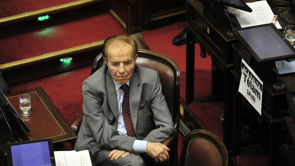 Condenan a expresidente Menem a tres años y nueve meses de prisión por fraude » Ñanduti